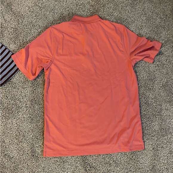 2 Greg Normal golfing polos - Picture 9 of 9